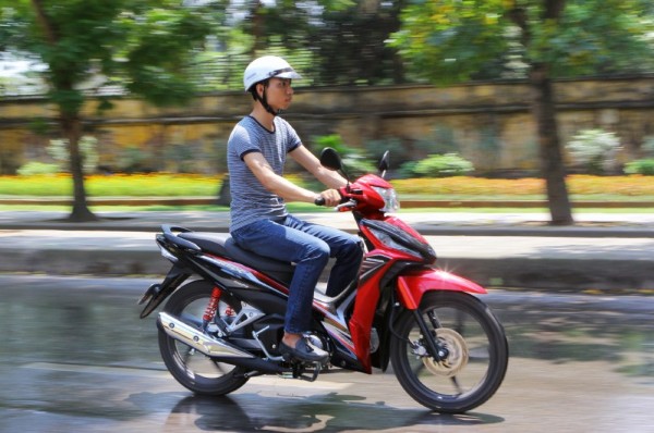 Lưu ý an toàn khi đi xe số